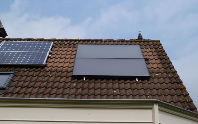 Ronse - zonnepanelen  opbouw zonneboiler Bulex Helioset 250L (3)